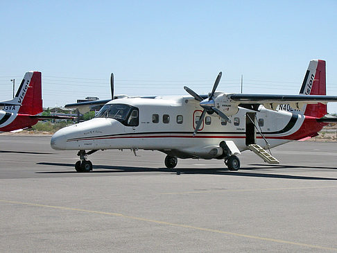 Fotos Flugzeug auf dem Landeplatz | 