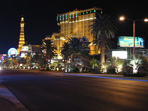 Foto Hotel MGM bei Nacht - Las Vegas